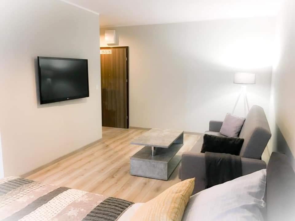 Apartament Konin Prestige Apartment Екстериор снимка