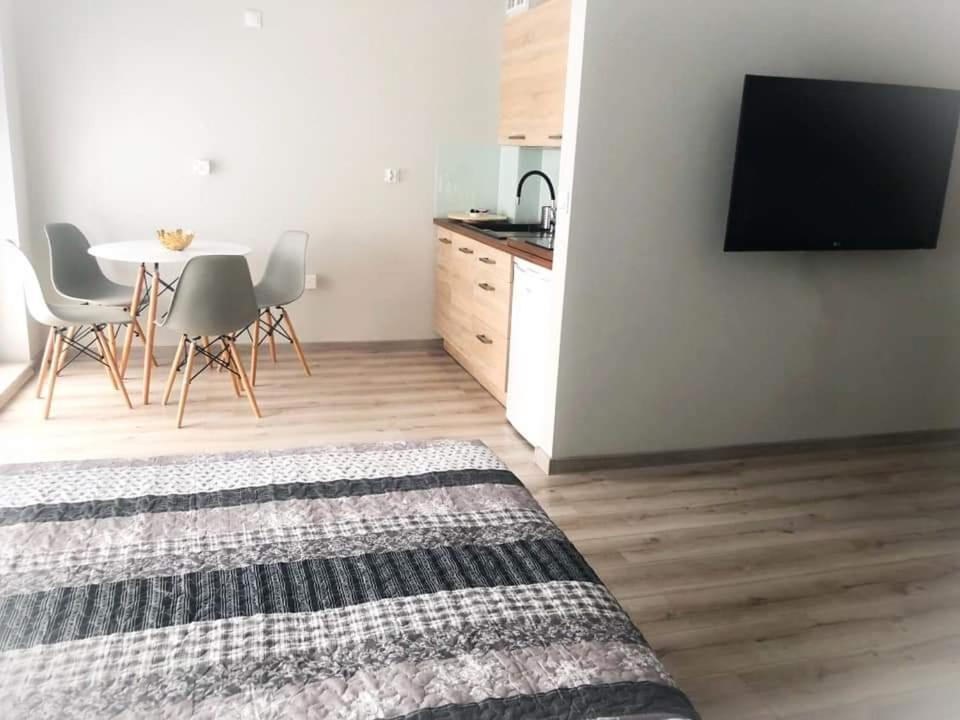 Apartament Konin Prestige Apartment Екстериор снимка